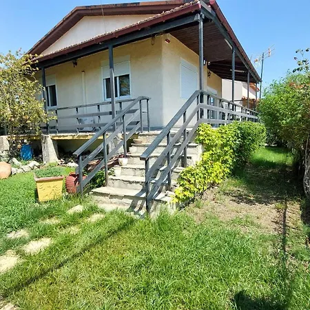 Nadina's House Dhilesi