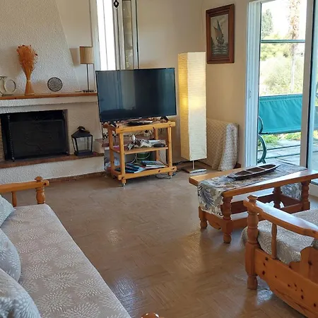 Nadina's House Holiday home