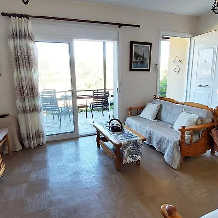 Nadina's House Casa de Férias *