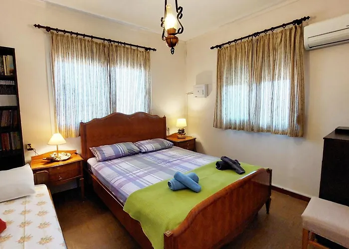 Casa de Férias Nadina's House Dhilesi